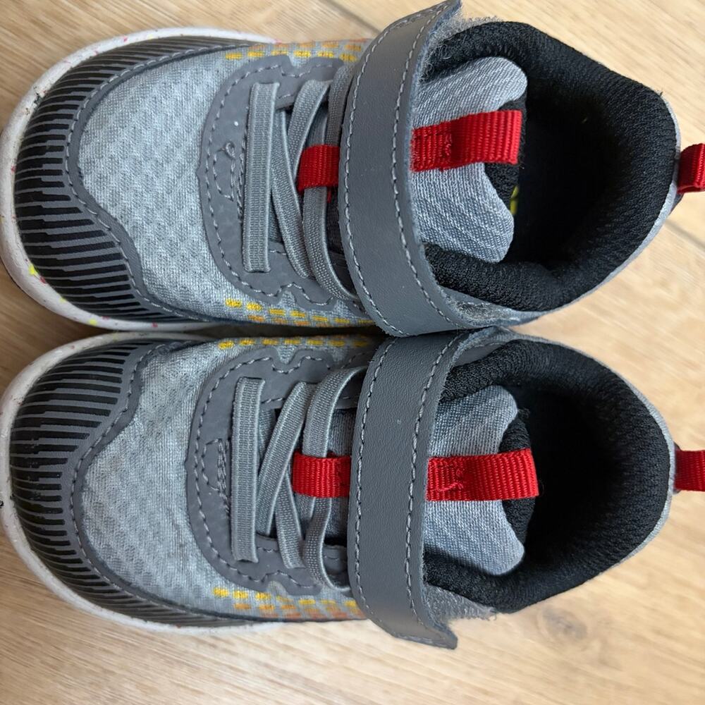 Merrell Bare Steps Toddler Trainers – Grey/Black/Red – US 6M / UK 6 / EU 22